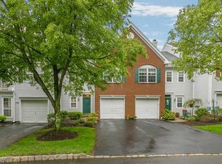 505 S Branch Dr, Whitehouse Station, NJ 08889