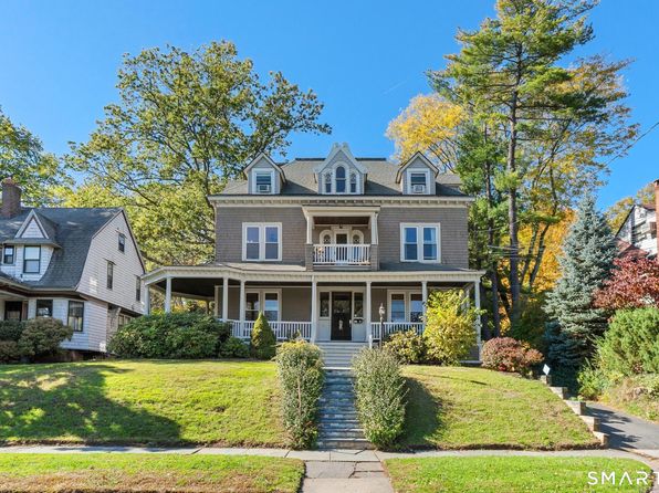139 Girard Ave #2