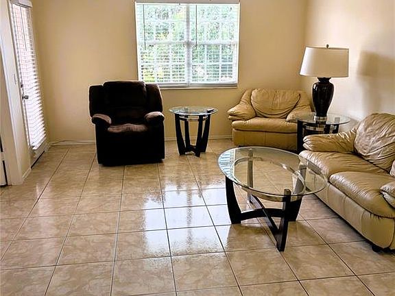 5th image of 1051 FORREST NELSON BOULEVARD #L204