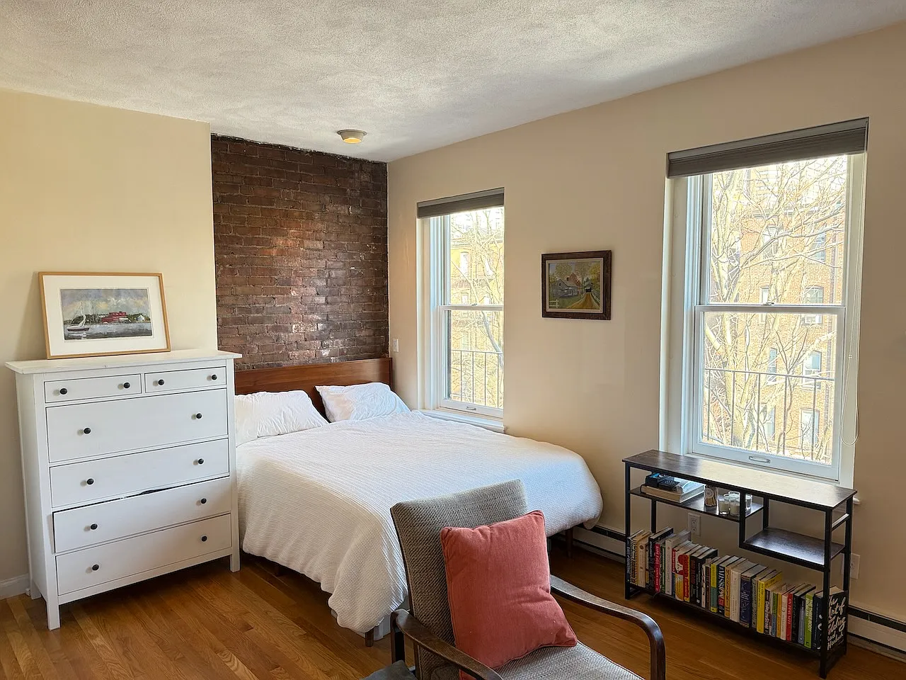 Studio, 425 sqft, $2,300 — Photo 2