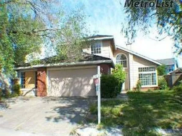 8775 Liscarney Way, Sacramento, CA 95828