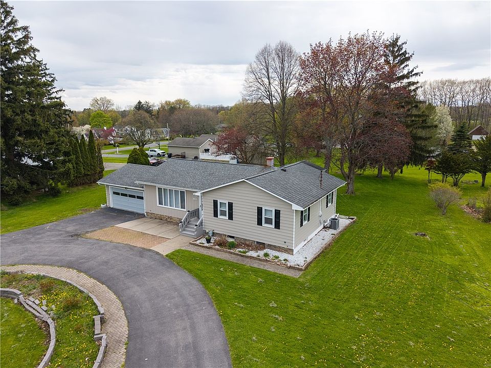 1st image of 1144 Lochland Rd