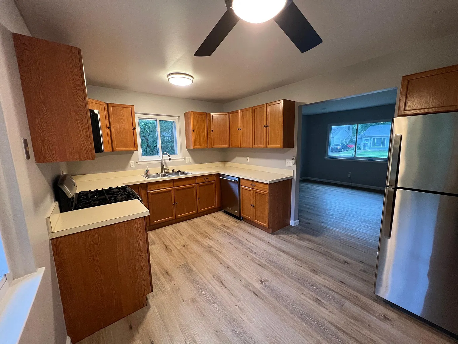 1668 Channing St photo 1