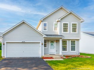 2074 Wheatfield Dr, Romeoville, IL 60446