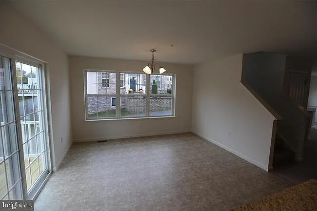 4575 Laurel Valley Ln — Photo 3