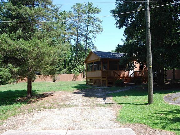 2nd image of 120 Creek Dr #676