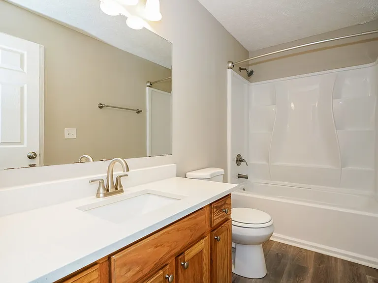 685 Belgium Dr — Photo 13