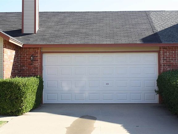 3rd image of 6835 NW Willow Springs Dr