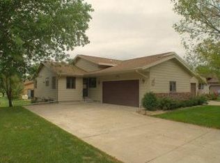 4640 Juniper St, La Crosse, WI 54601