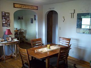 4th image of 1136 Covington Ave