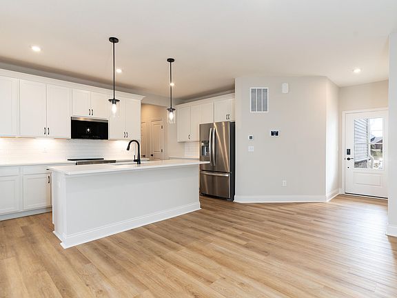 4th image of 2606 Timberside Dr