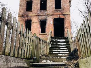 197 1st St, Newburgh, NY 12550