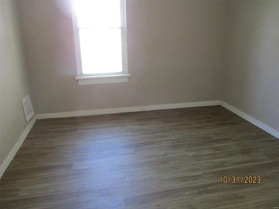 5th image of 3340 Werder Dr