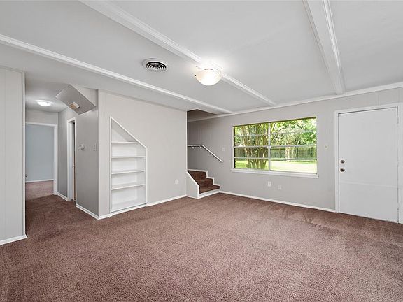 5th image of 5230 Trail Lake Dr