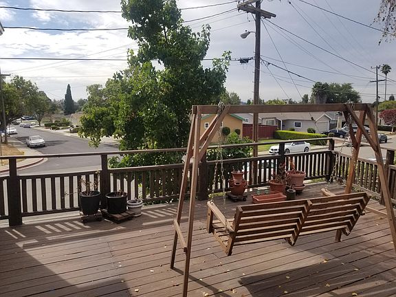3rd image of 33208 Basswood Ave