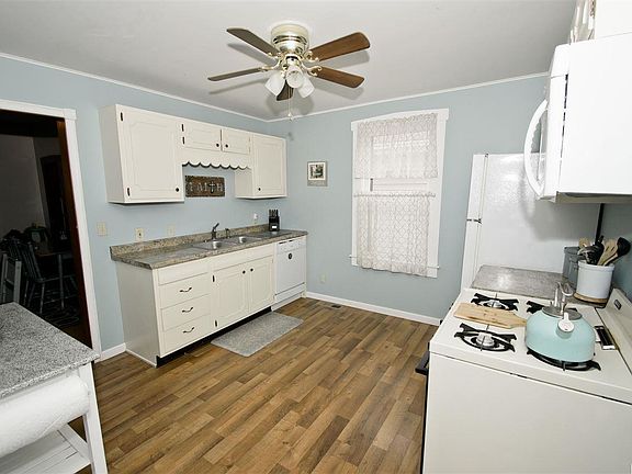 5th image of 1124 N 16th St