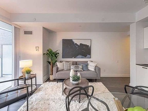 4th image of 42 Charles St E Unit 607