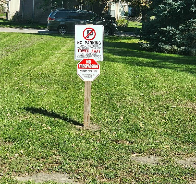 2nd image of 37 W Main St