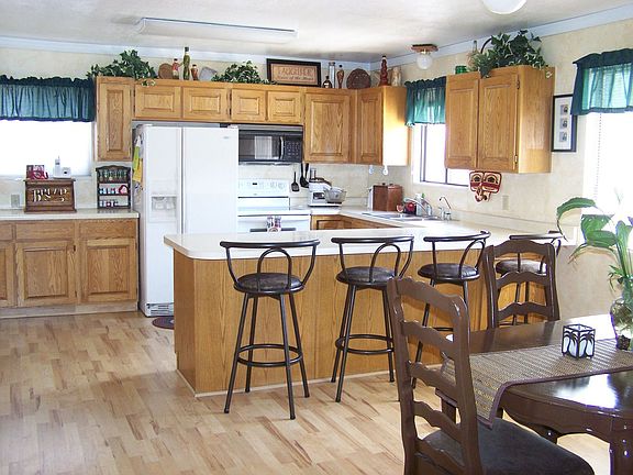 Large Kitchen Area