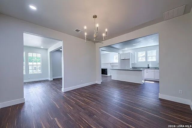 823 W French Pl — Photo 18