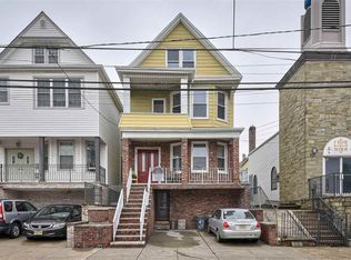 93 W 29th St, Bayonne, NJ 07002