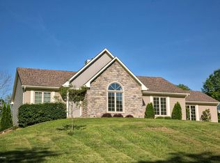 5412 Cross Creek Dr, Crestwood, KY