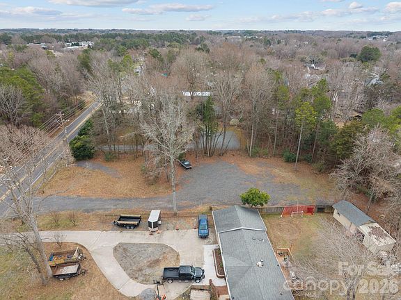 5th image of 14122 Lancaster Hwy