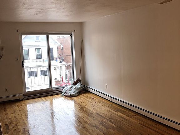 4th image of 2151 84th St #3