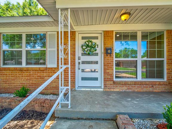 5th image of 2237 Toulon Ln