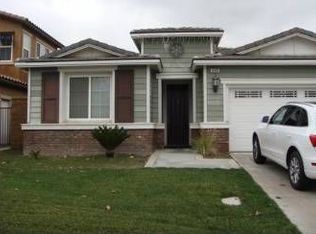 16982 Hackberry Ln, Fontana, CA 92337