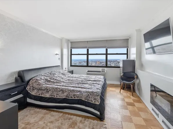 7000 Blvd East image 13 of 24