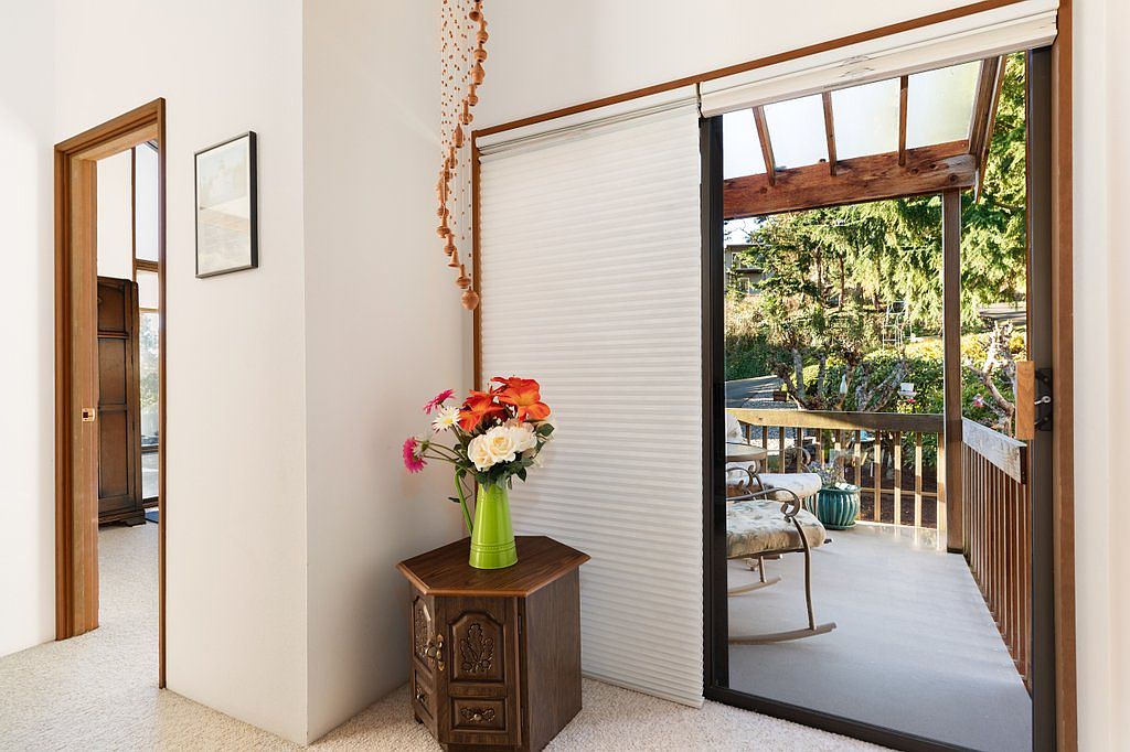 Oak Harbor, WA 98277