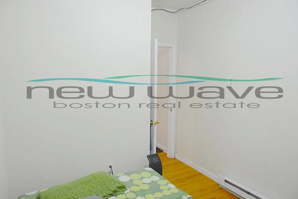 2 bed, 600 sqft, $3,600 — Photo 1