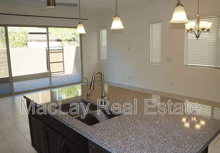 7496 E Via De Luna Dr — Photo 3
