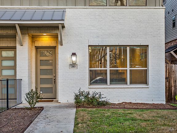 2nd image of 203 Athenia Dr