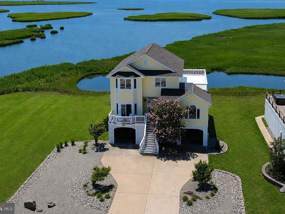 1st image of 6 S Shore Dr
