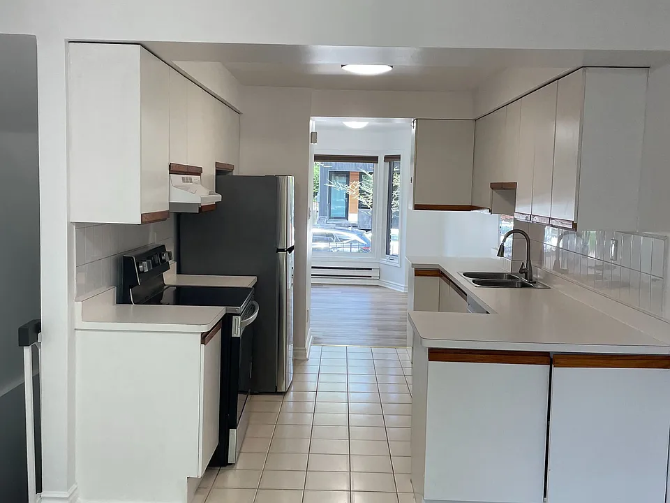 127 Harrison St #2A