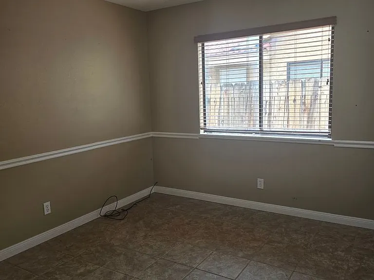 418 Mount Baldy Cir — Photo 6