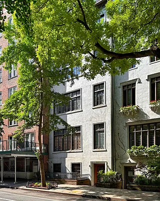 Sold by Compass | media 15