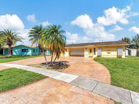 3rd image of 2151 NW 104th Avenue