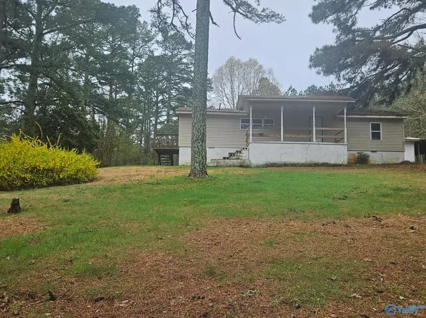 3180 Shady Grove Rd, Boaz, AL 35956