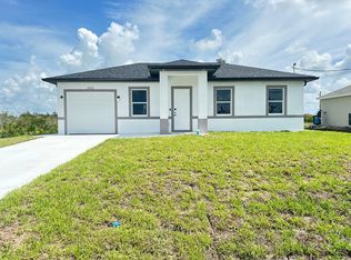 2902 61st St W, Lehigh Acres, FL 33971