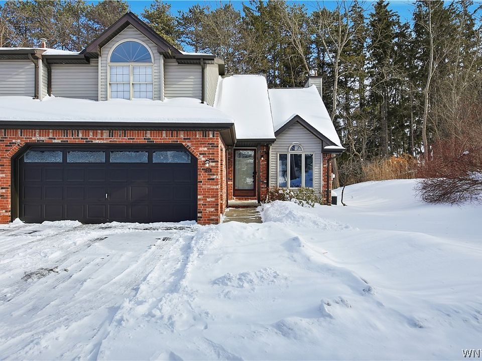 1st image of 24 In The Woods Ln