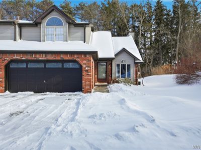 24 In The Woods Ln, Buffalo, NY, 14224
