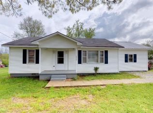 238 Holmes St, Trezevant, TN 38258