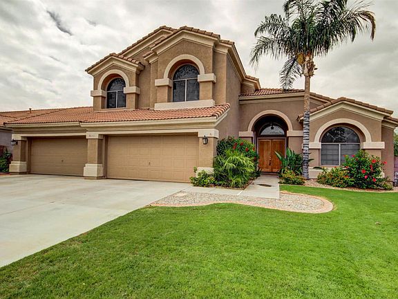 2nd image of 3221 E. Juanita Avenue
