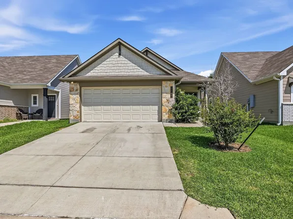3007 Stevens Dr, Bryan, TX 77803