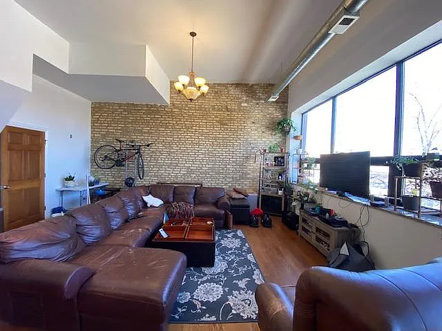 2373 N Milwaukee Ave #33 — Photo 10