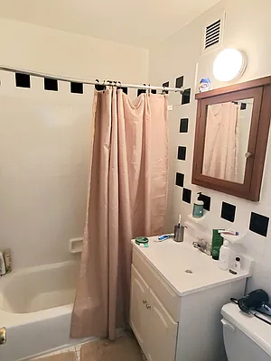 Rented by Compass | media 42