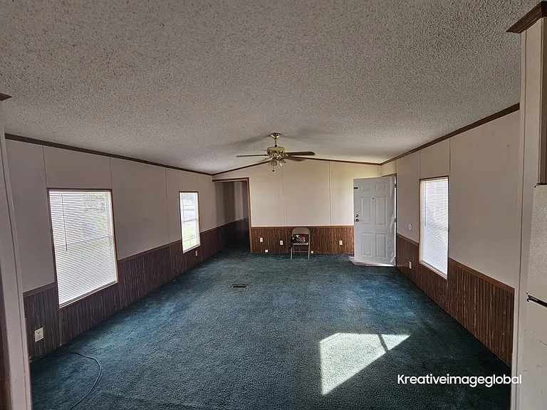 440 Fairgrounds Rd — Photo 2